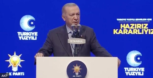 AK PARTİ'NİN 26 ADAYI İSTANBUL'DA AÇIKLANDI